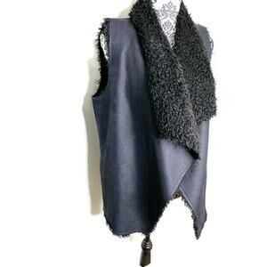 Velvet Graham & Spencer Size XS/P Black Sleeveless Suede Vest Faux Fur Lined